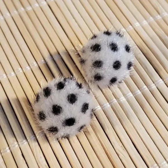 Faux Fur Fuzzy Polka Dot Earrings Gray White - Picture 1 of 3